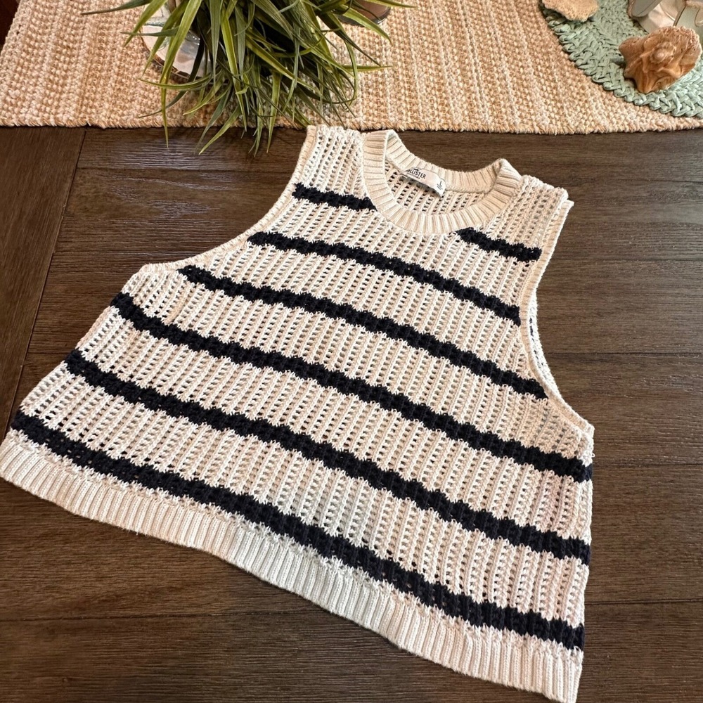 Two Striped Knit Cropped Summer Tank Tops Hollister/ Jessica Simpson Size L - Picture 2 of 16